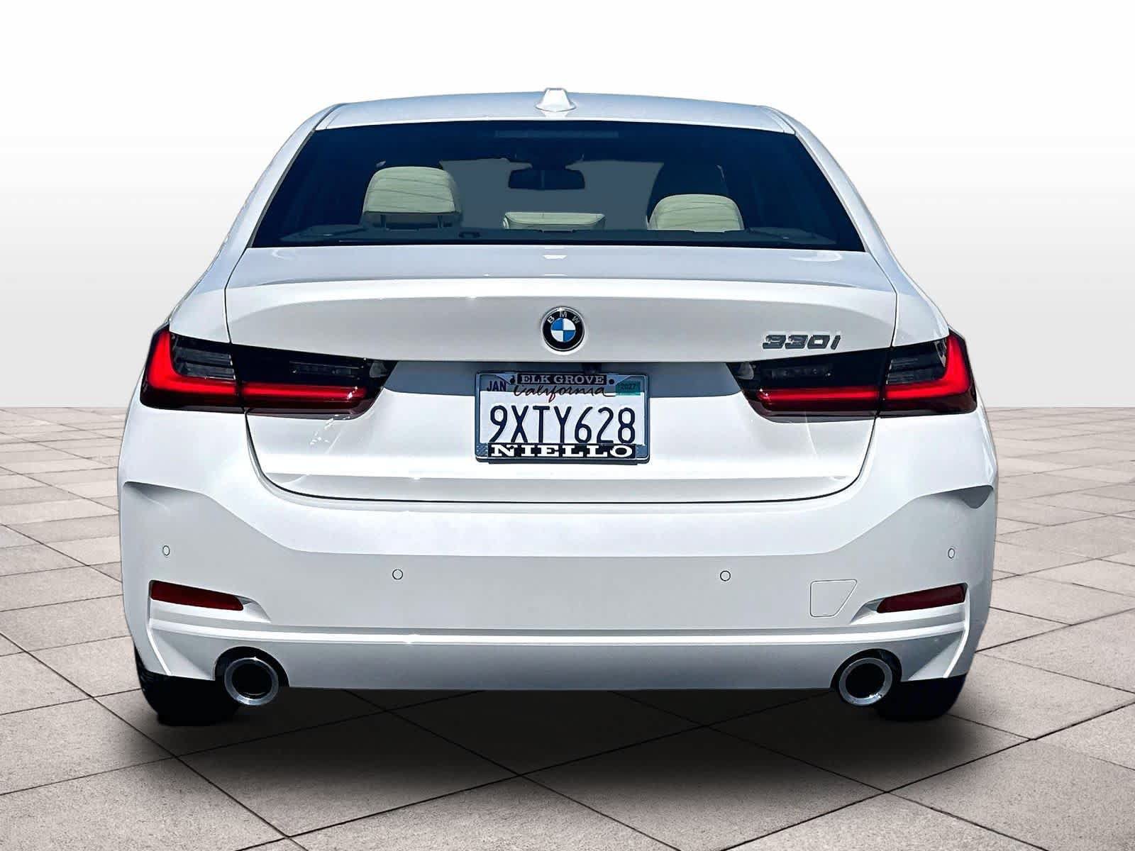 Used 2026 BMW 330i Sedan RWD image 8