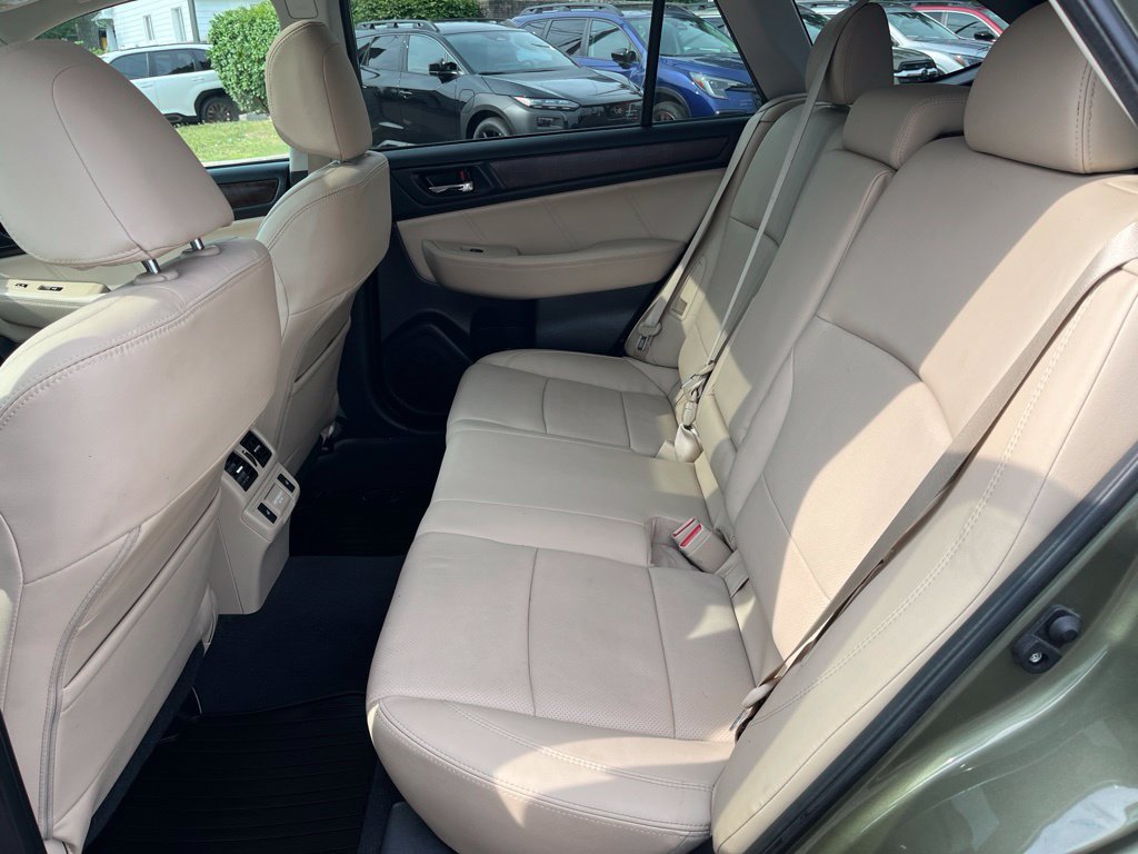 Used 2018 Subaru Outback 3.6R Limited AWD/4WD image 13