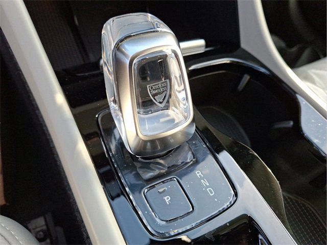 New 2025 Volvo XC40 B5 Plus w/ Protection Package Premier image 10