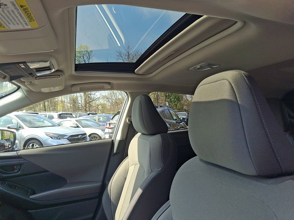Used 2025 Subaru Crosstrek 2.0i Premium image 14