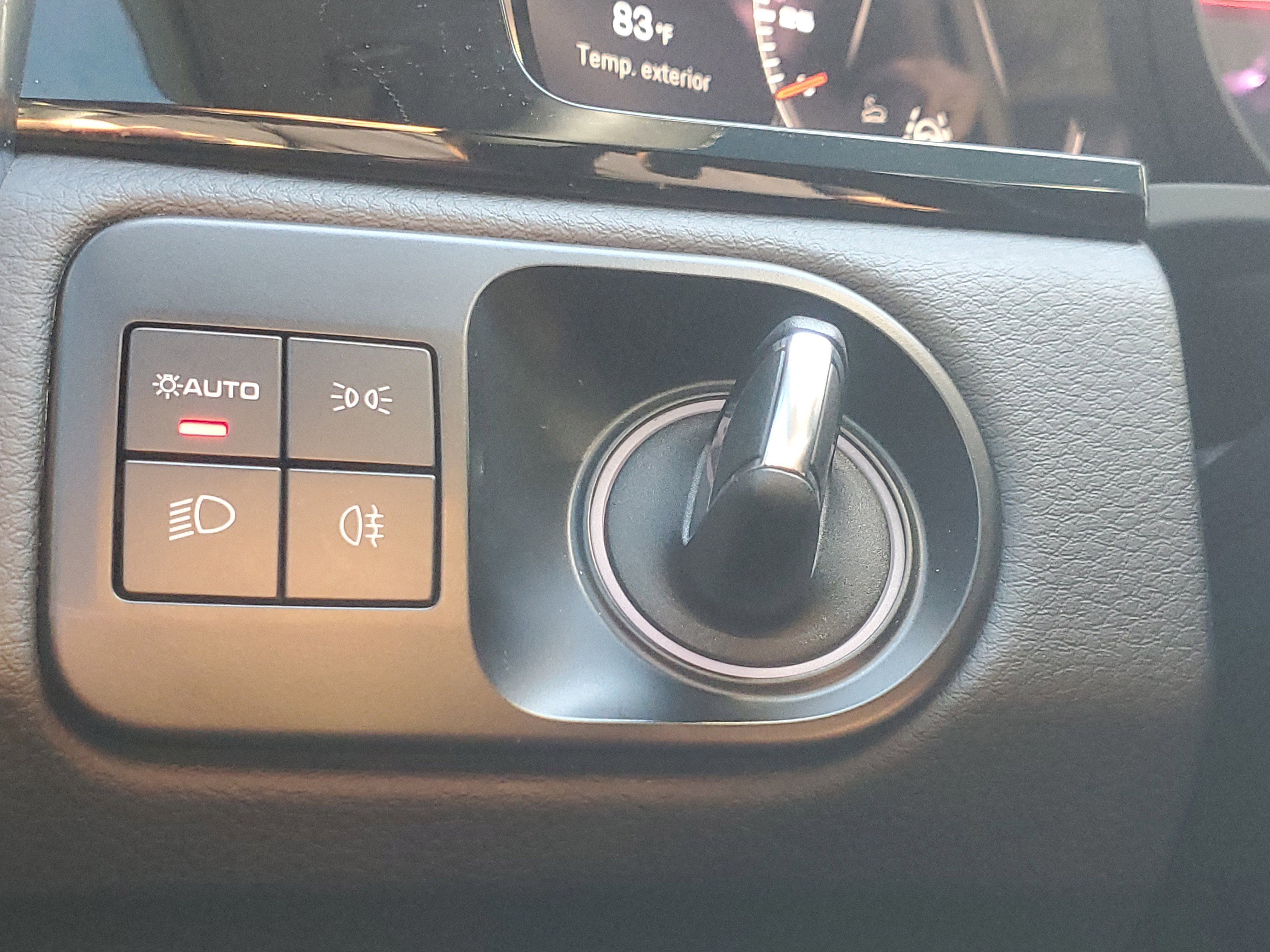 Used 2022 Porsche Cayenne S image 31