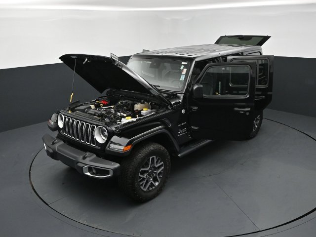 Used 2024 Jeep Wrangler Unlimited Sahara w/ Dual Top Group AWD/4WD image 26