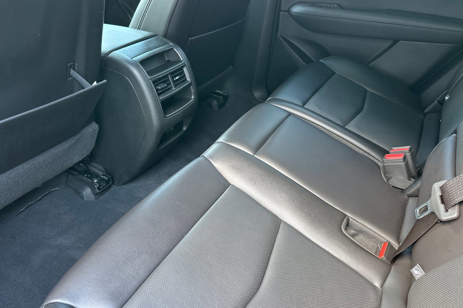 Certified 2025 Cadillac XT5 Premium Luxury image 12