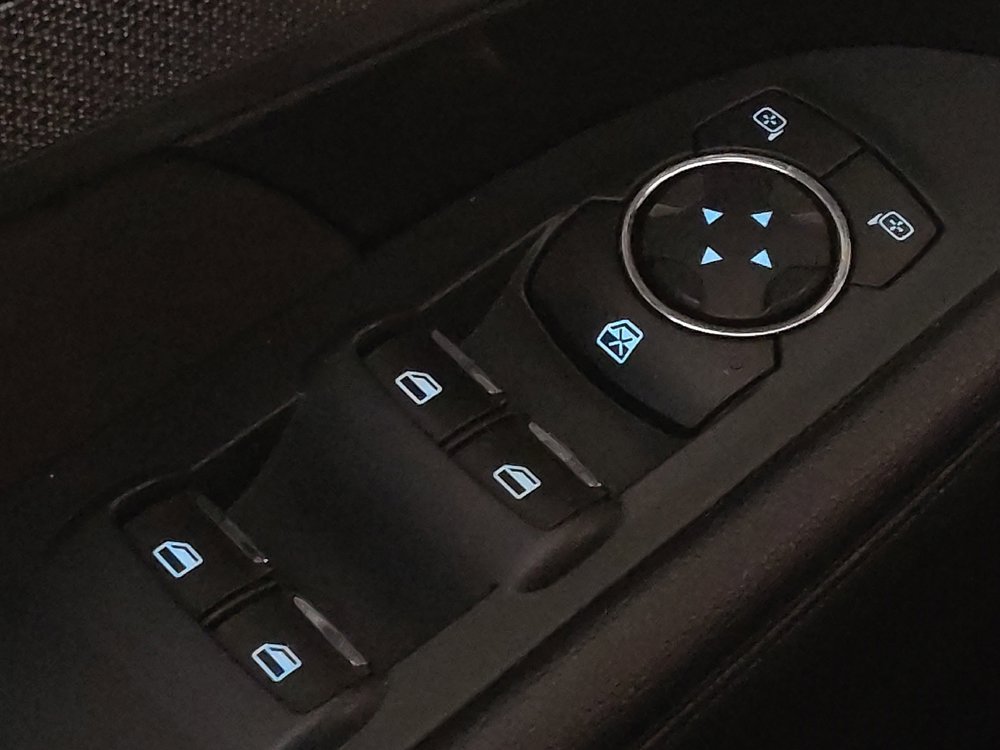 Used 2018 Ford Explorer XLT w/ Equipment Group 202A image 27