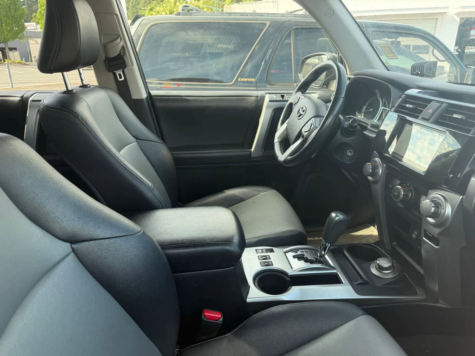 Used 2016 Toyota 4Runner SR5 Premium AWD/4WD image 6