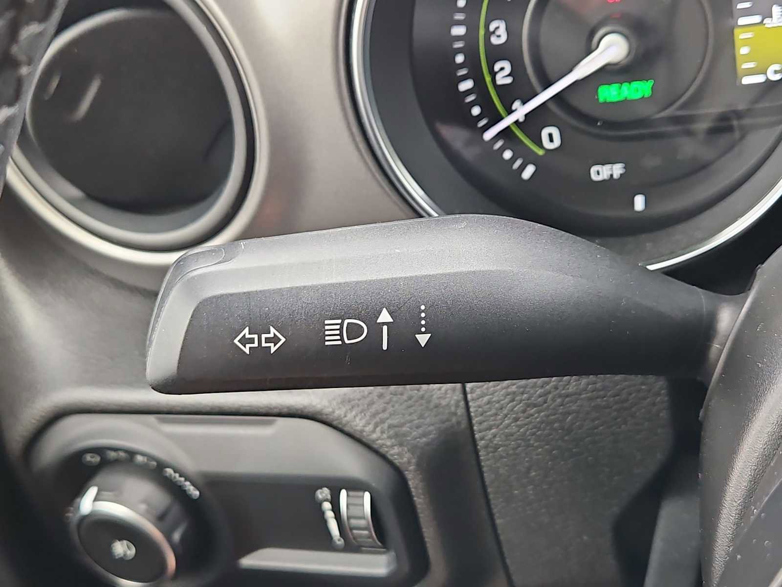 Used 2023 Jeep Wrangler Unlimited w/ 8.4" Radio Group image 40