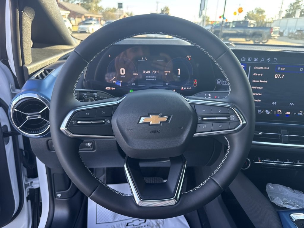 New 2026 Chevrolet Equinox EV LT image 10