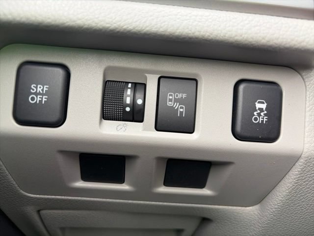 Used 2017 Subaru Forester 2.5i Premium AWD/4WD image 10
