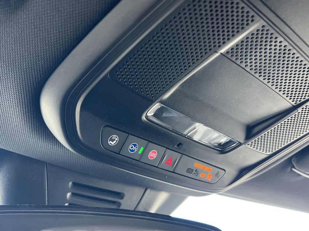 New 2026 Chevrolet Equinox EV LT image 10