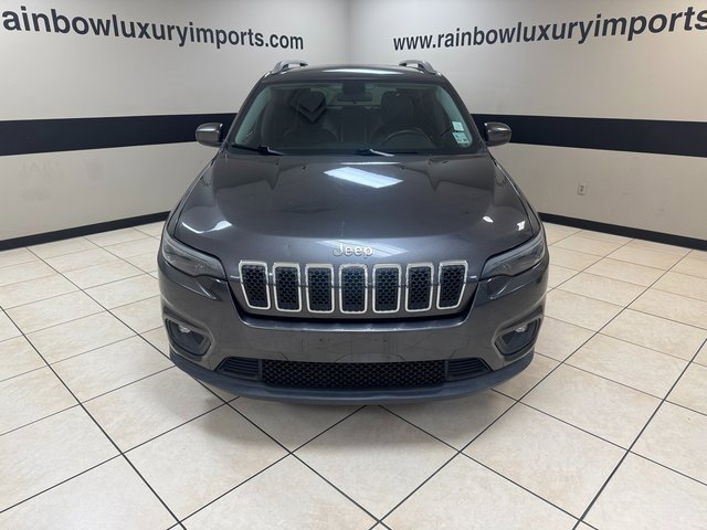 Used 2019 Jeep Cherokee Latitude Plus image 2
