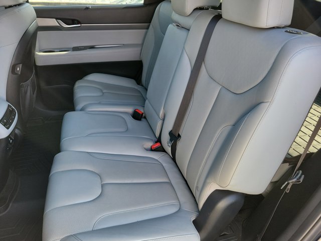 Used 2022 Hyundai Palisade SEL w/ 8P Bench Seat Package image 16
