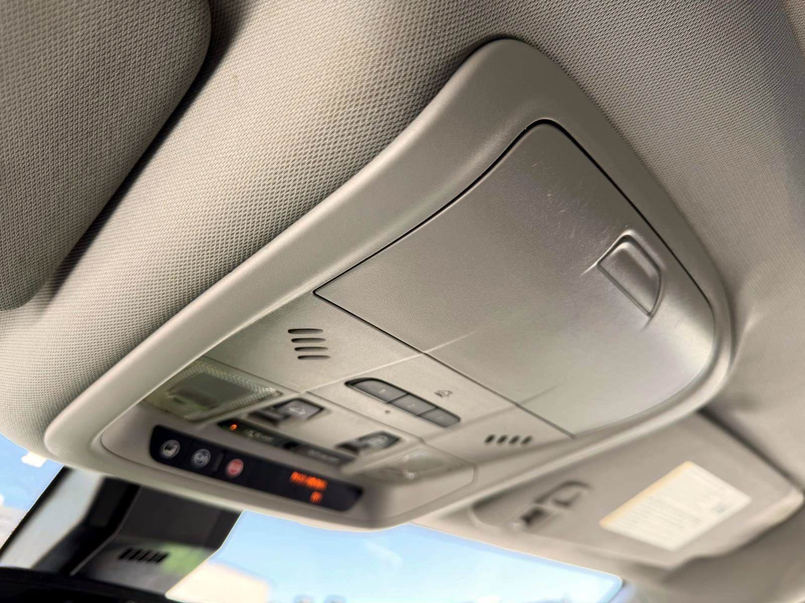 Used 2019 Chevrolet Equinox Premier AWD/4WD image 28