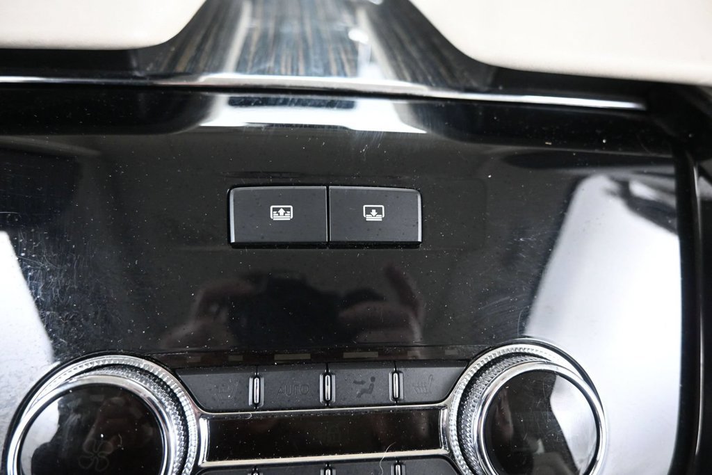 Used 2018 Lincoln Navigator Black Label AWD/4WD image 14