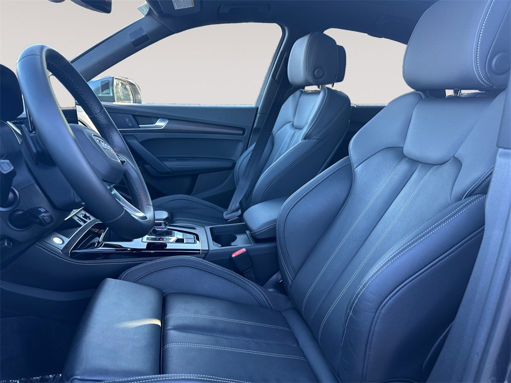 Used 2023 Audi Q5 2.0T Premium Plus w/ Premium Plus Package image 9