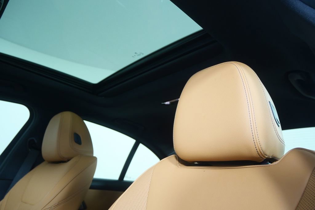 Used 2025 BMW M340i w/ Premium Package RWD image 12
