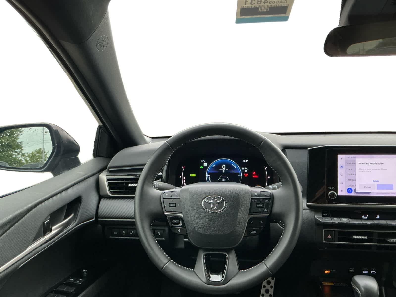 Used 2025 Toyota Camry SE FWD image 12