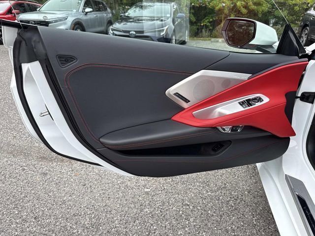 Used 2024 Chevrolet Corvette Stingray Preferred Cpe w/ Z51 Performance Package image 17