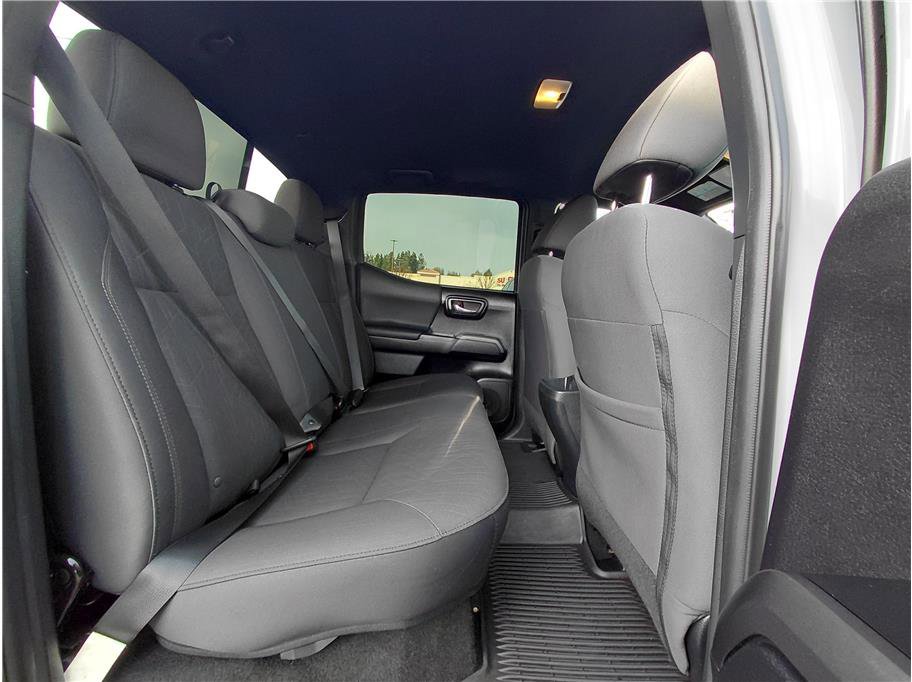 Used 2019 Toyota Tacoma TRD Sport image 14