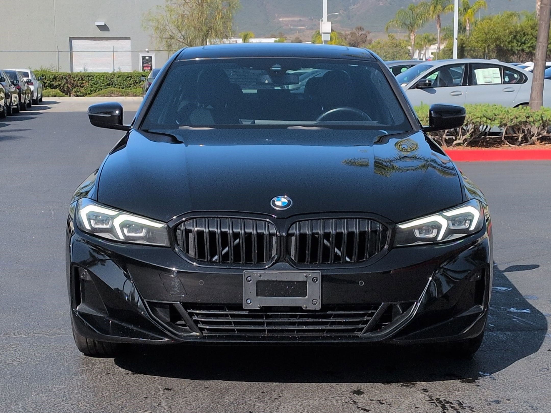 Certified 2023 BMW 330i Sedan w/ Convenience Package RWD image 3