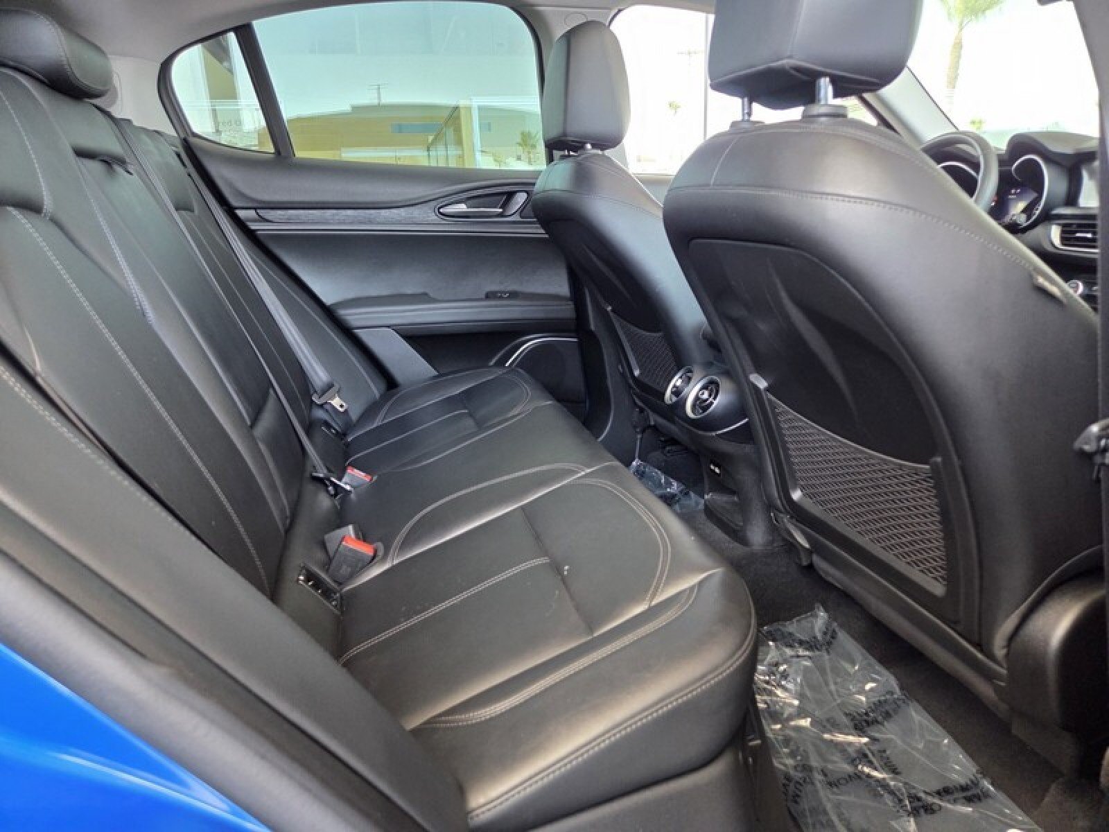 Used 2019 Alfa Romeo Stelvio AWD w/ Nero Edizione image 19