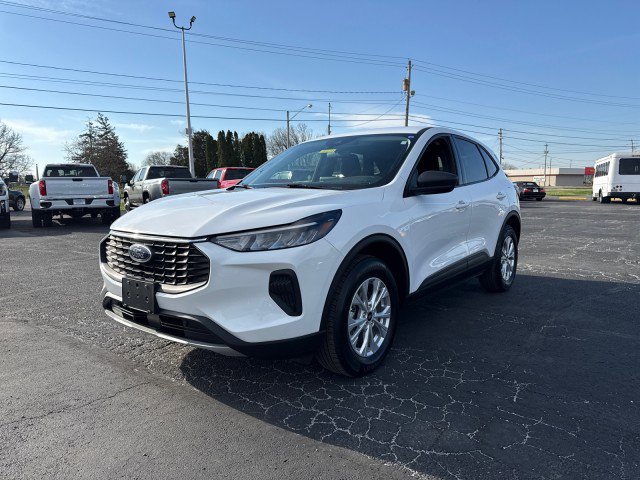 Used 2025 Ford Escape Active image 1