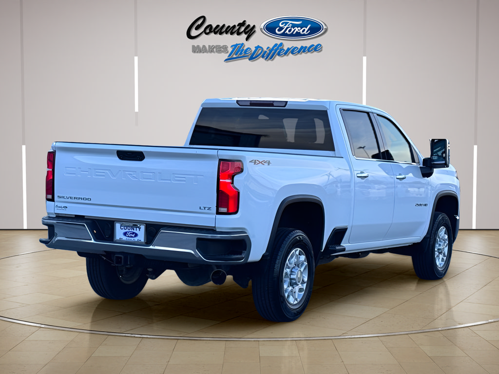 Used 2024 Chevrolet Silverado 2500 LTZ AWD/4WD image 24
