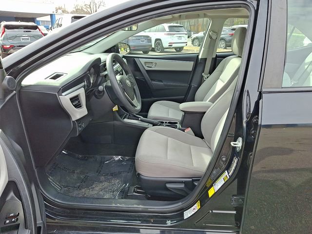 Used 2015 Toyota Corolla LE image 16