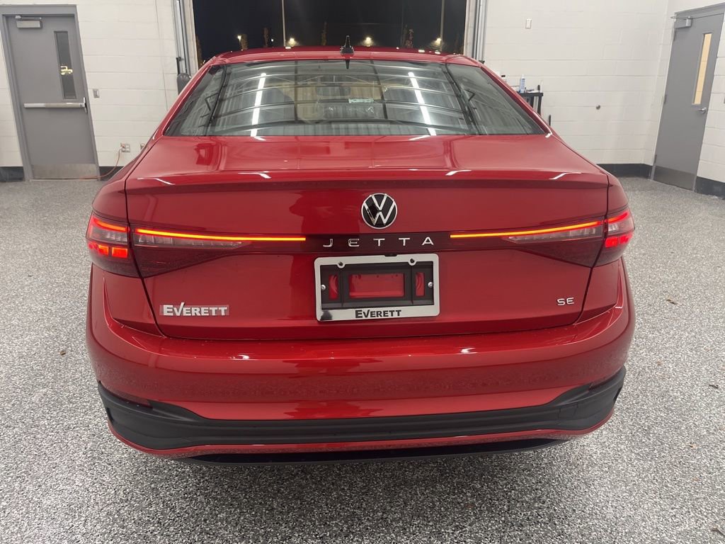 New 2026 Volkswagen Jetta SE image 4
