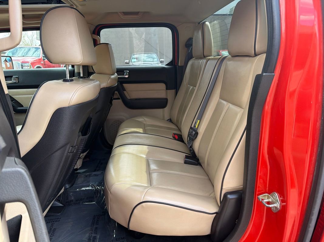 Used 2009 HUMMER H3T Luxury image 12
