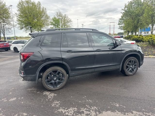 Used 2024 Honda Passport Black Edition image 10