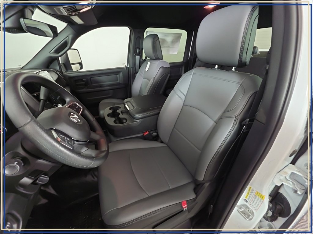 New 2026 RAM 2500 Tradesman AWD/4WD image 11
