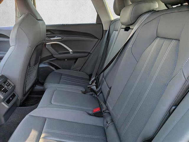 Used 2025 Audi Q5 Premium Plus image 17