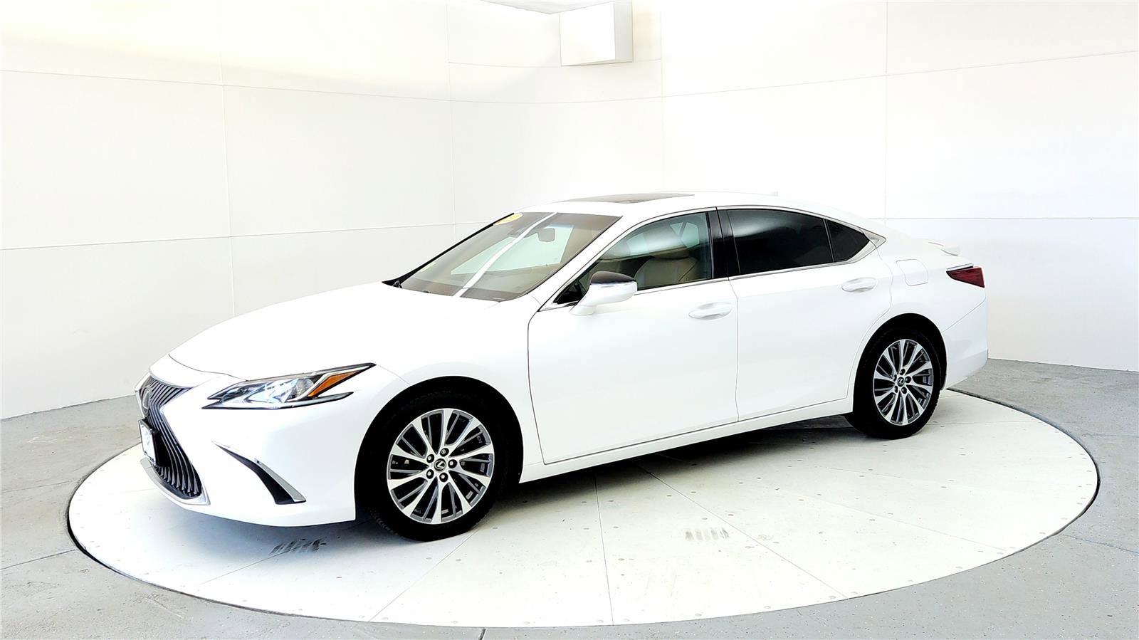 Used 2021 Lexus ES 250 w/ Premium Package AWD/4WD image 3