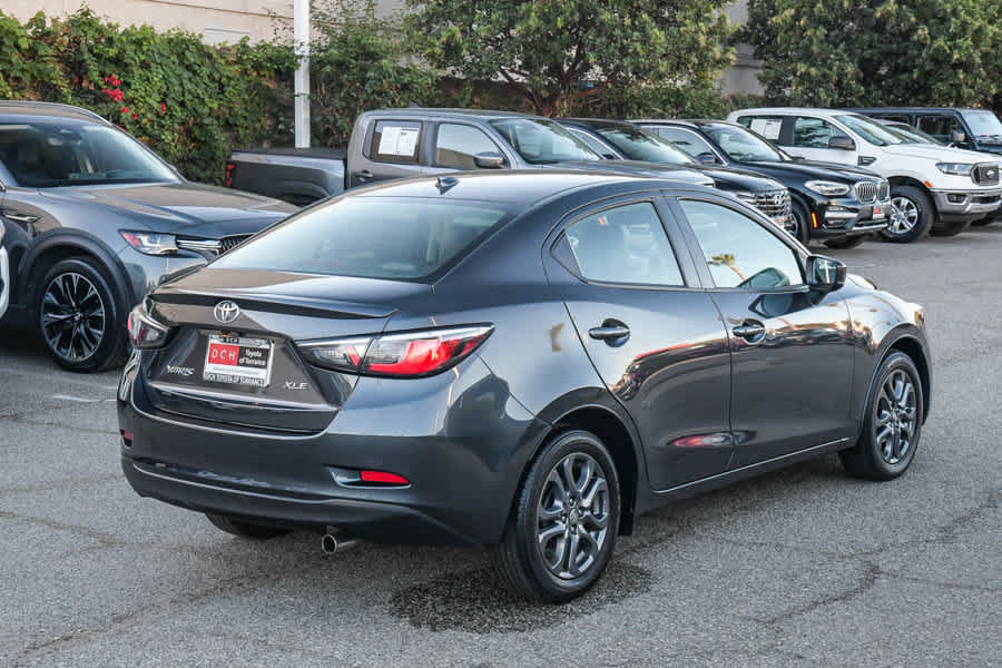 Certified 2020 Toyota Yaris XLE FWD image 9