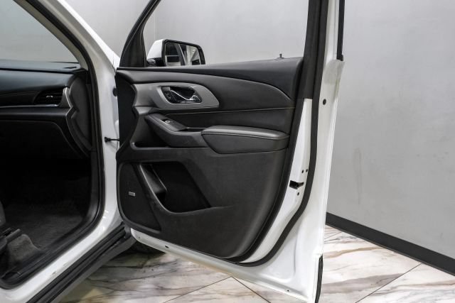 Used 2019 Chevrolet Traverse RS w/ LPO, Floor Liner Package FWD image 51