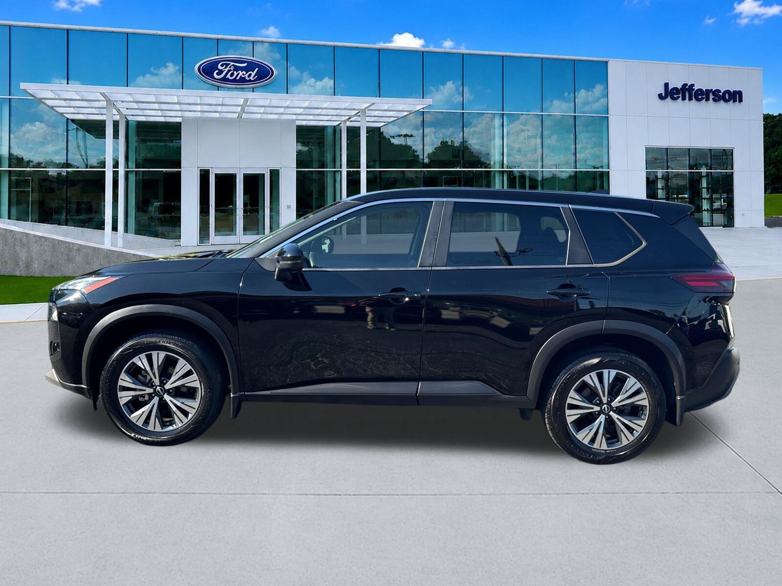 Used 2022 Nissan Rogue SV FWD image 4