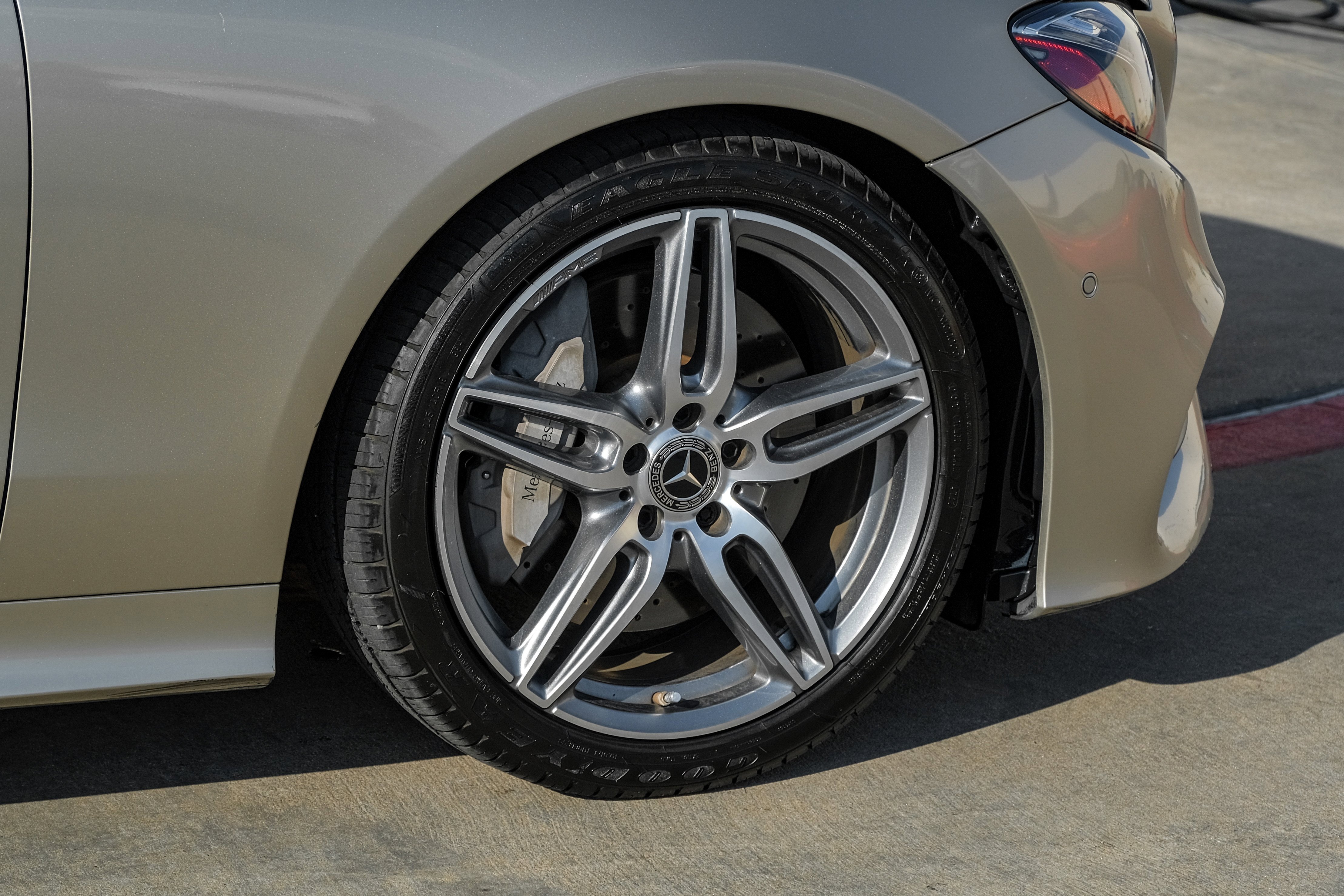 Used 2019 Mercedes-Benz E 450 Coupe w/ AMG Line Package image 44