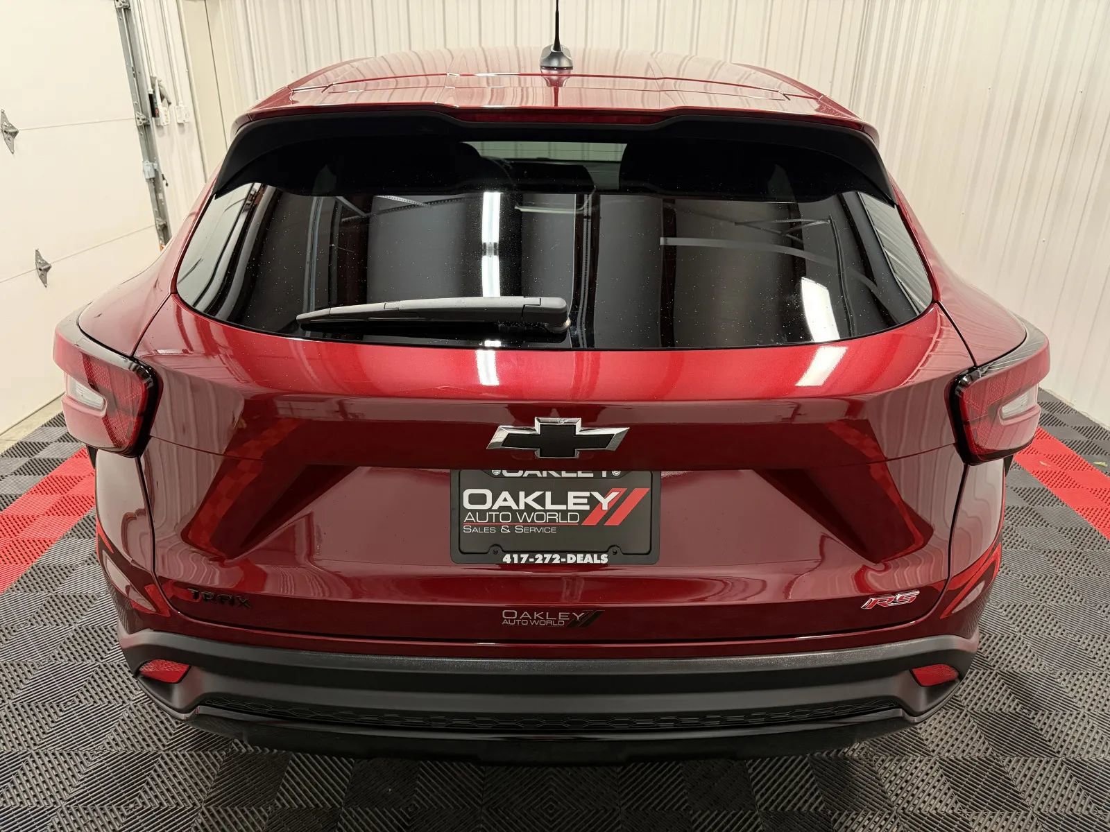 Used 2024 Chevrolet Trax RS FWD image 3