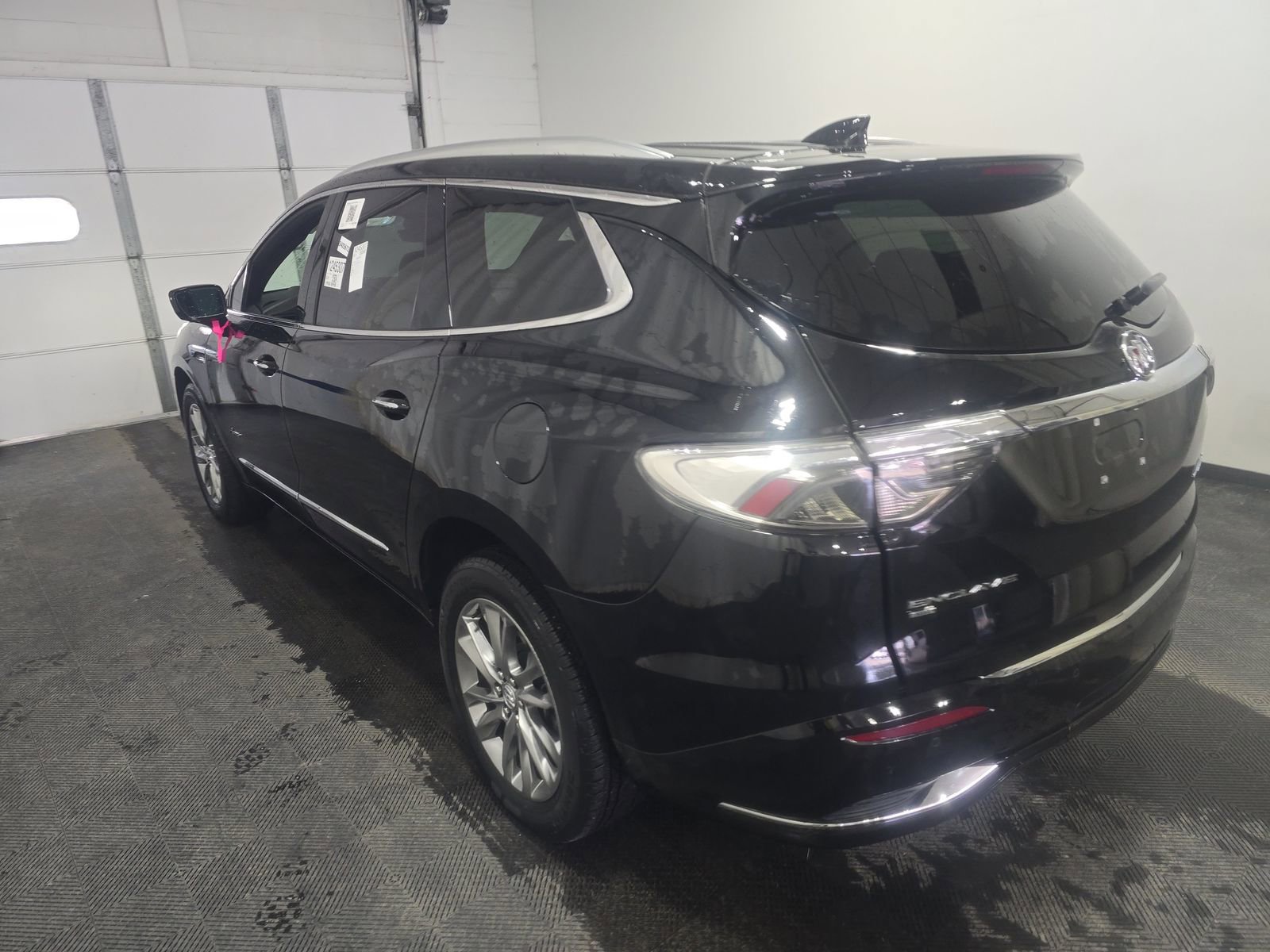 Used 2024 Buick Enclave Avenir w/ Avenir Technology Package image 16
