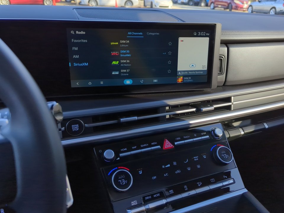 Certified 2025 Hyundai Santa Fe XRT image 27