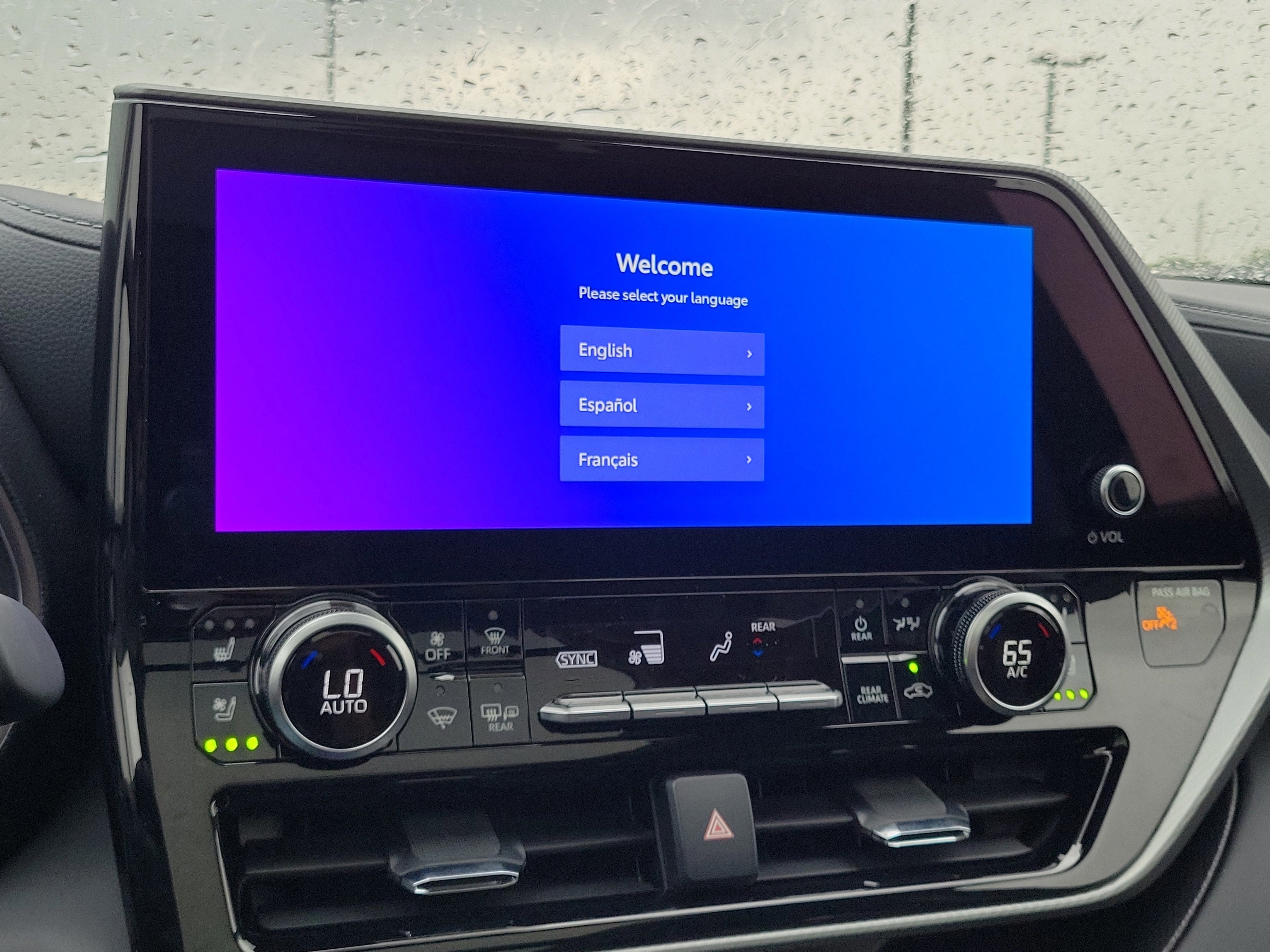 New 2025 Toyota Highlander Platinum image 26