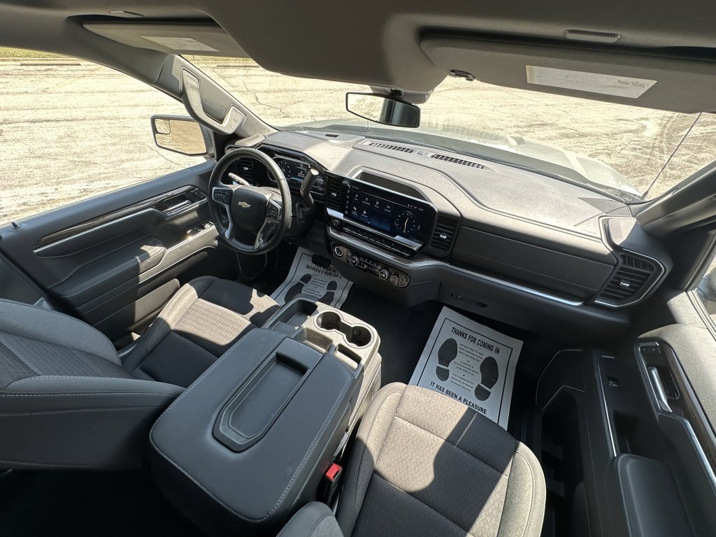 Used 2023 Chevrolet Silverado 1500 LT image 8