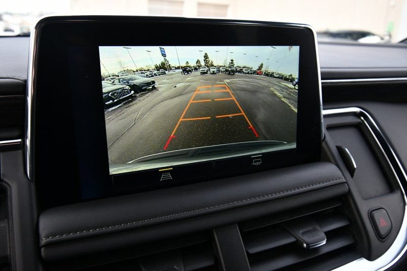 Used 2024 Chevrolet Suburban LT AWD/4WD image 28