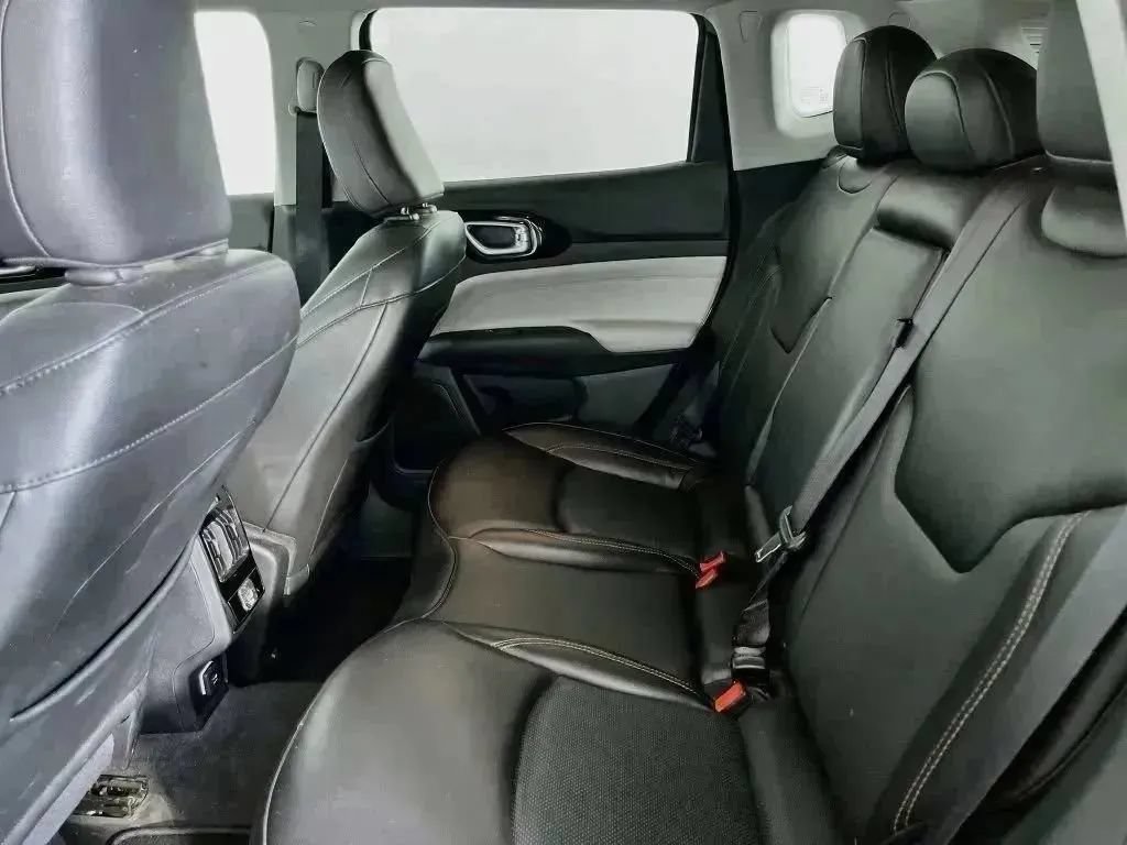 Used 2022 Jeep Compass Limited AWD/4WD image 78