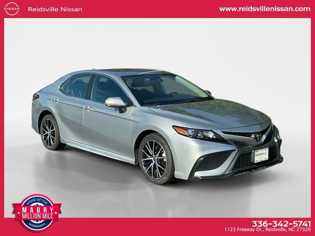 Used 2023 Toyota Camry SE FWD image 8