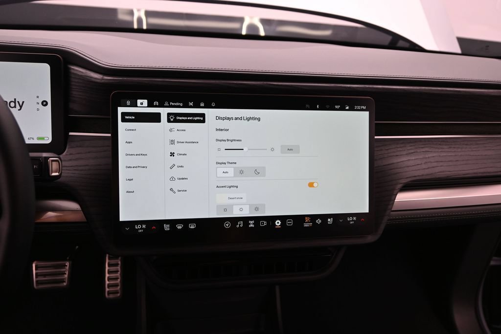 Used 2023 Rivian R1S Adventure AWD/4WD image 19