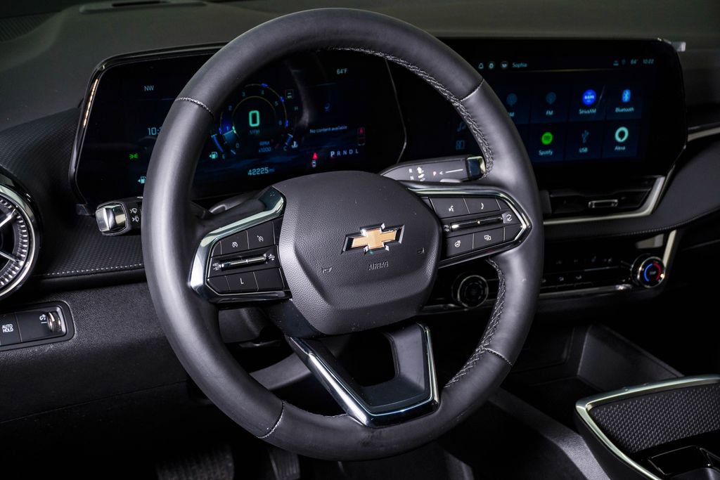 Used 2025 Chevrolet Equinox LT w/ Safety and Technology Package FWD image 19