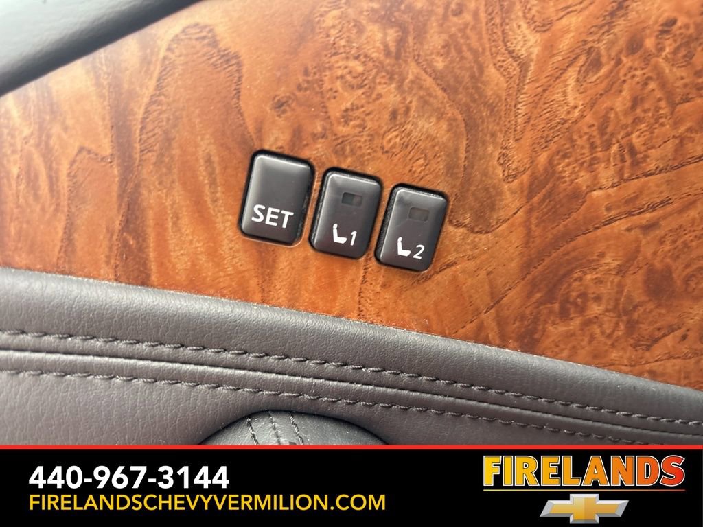 Used 2024 Nissan Armada SL image 12