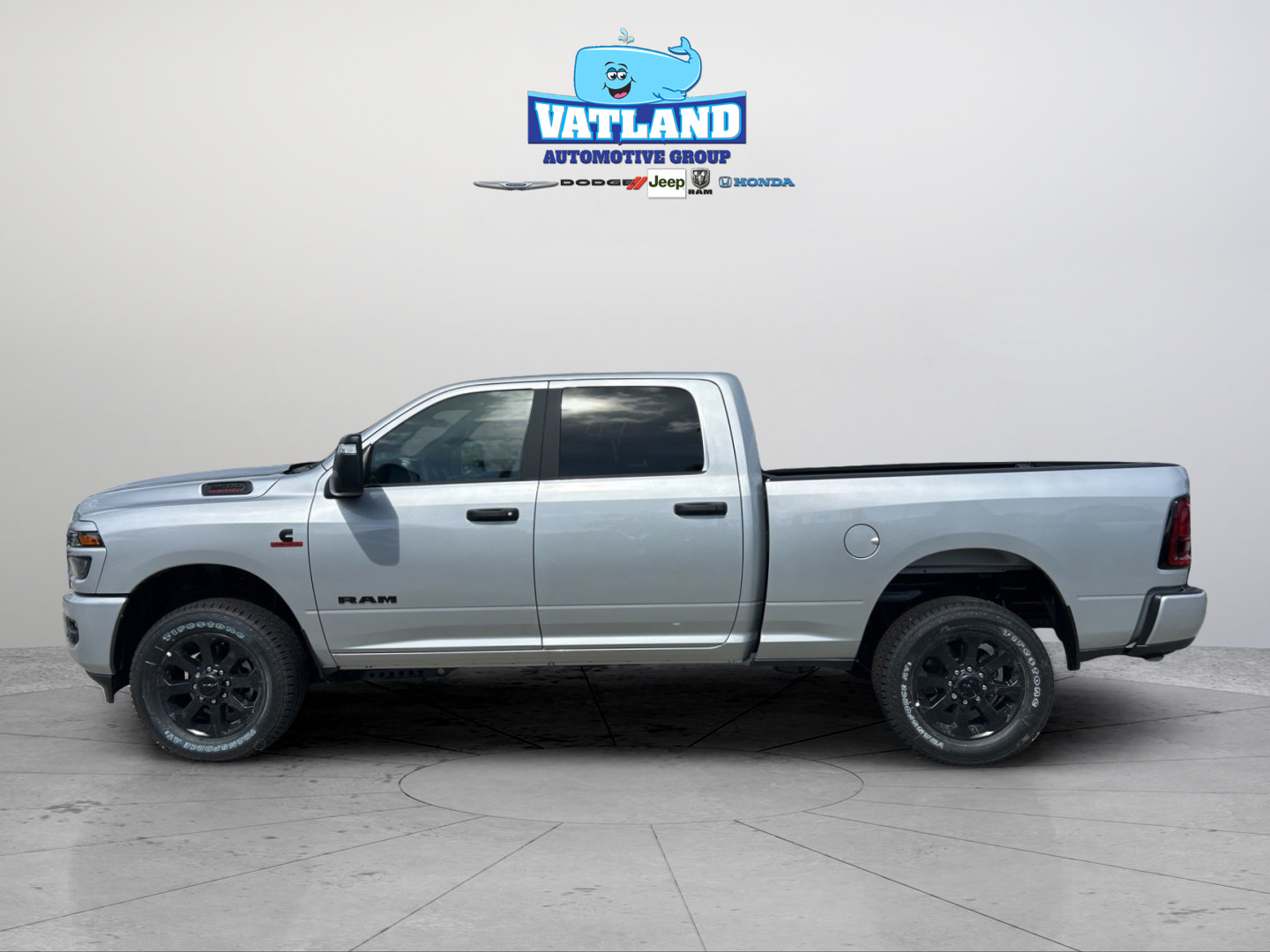 New 2026 RAM 2500 Big Horn AWD/4WD image 2
