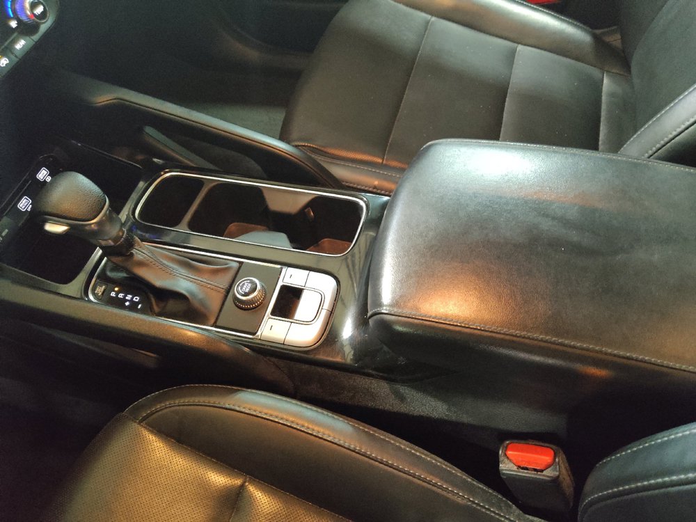 Used 2020 Kia Telluride LX FWD image 26